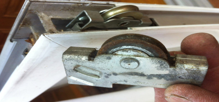 screen door roller repair in Coachella